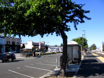 Broadway Station Burlingame 3148 07
