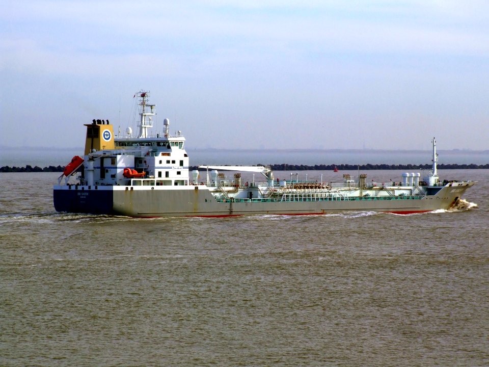 Bro Sincero p6 approaching Port of Rotterdam, Holland 08-Mar-2007