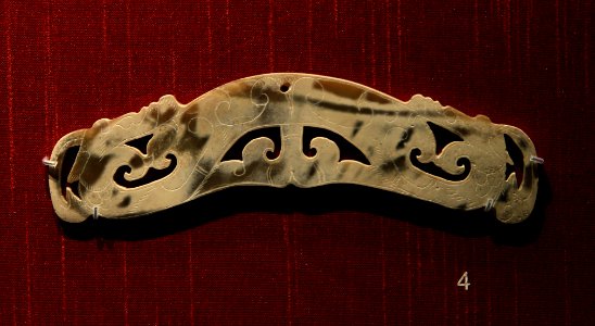 British Museum Chinese jade Eastern Zhou or Western Han dynasty Dragon pendant 11022019 1564