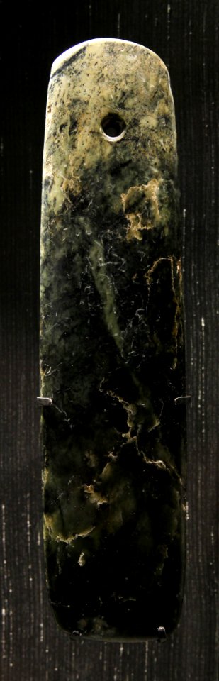 British Museum Chinese jade Neolithic Ceremonial axe 1 11022019 1457
