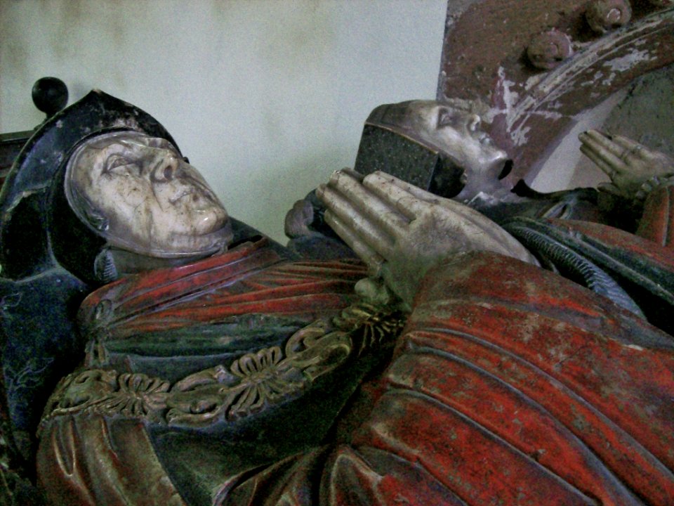 Bromley effigies, St Andrew, Wroxeter