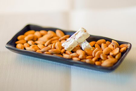 Almond nougat dim sum