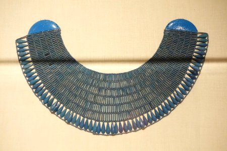 Broad Collar - Egypt, probably Thebes, New Kingdom, late Dynasty XVIII, reign of Tutankhamun, Ay, or Horemheb, c. 1336-1295 BC, blue faience - Brooklyn Museum - Brooklyn, NY - DSC08728
