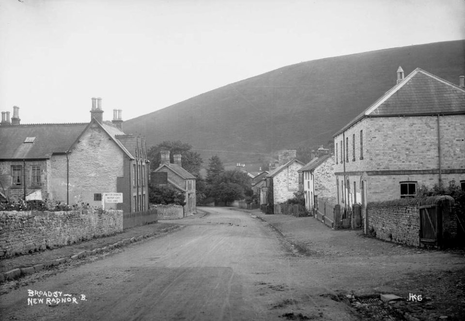 Broad St. New Radnor (1294726)