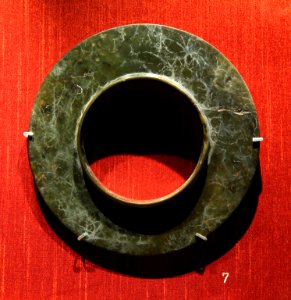 British Museum Chinese jade Shang dynasty Collared disc 11022019 1490