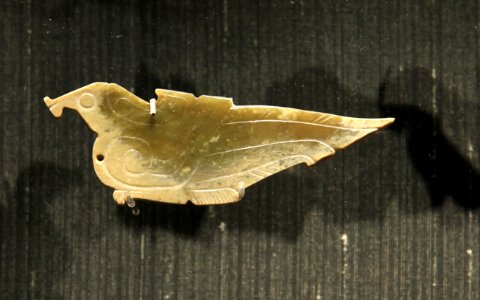 British Museum Chinese jade Shang or Western Zhou dynasty Bird pendant 2 11022019 1515