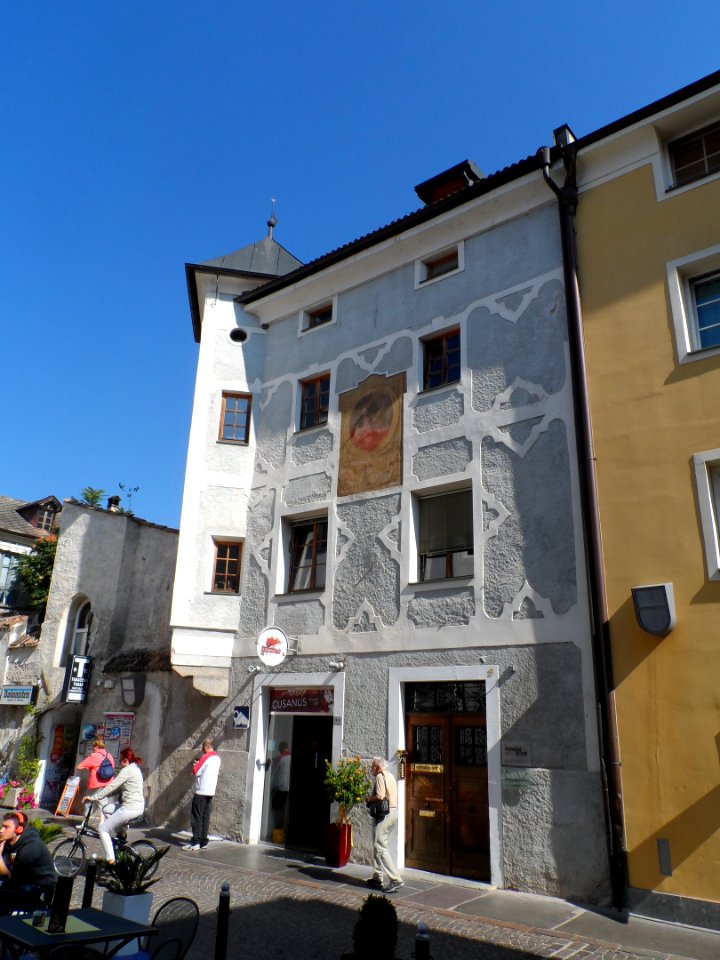 Brixen-Hartwiggasse9
