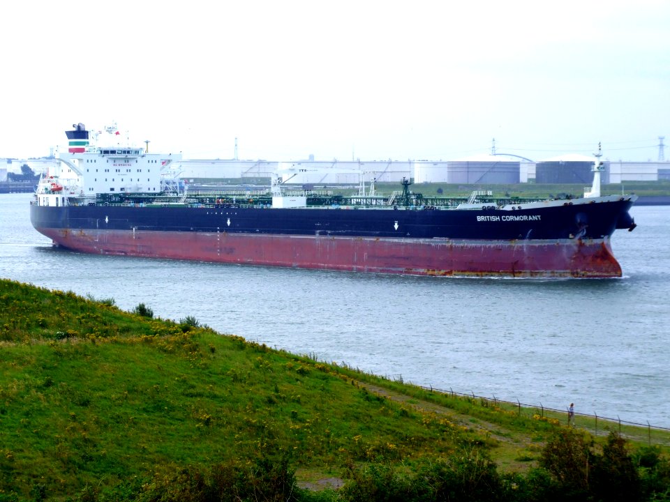 British Cormorant p2 leaving Port of Rotterdam, Holland 14-Jul-2007
