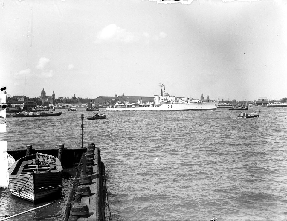 Britse torpedoboot jam St Kitts achteruit, Bestanddeelnr 904-0759