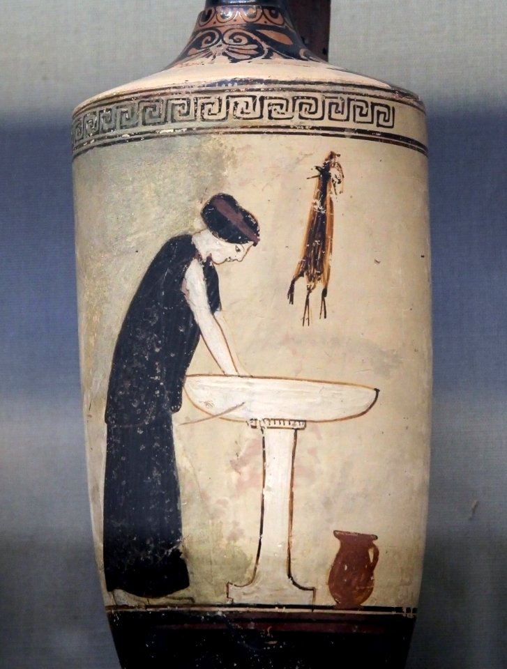 British Museum Room 20a Lekythos Woman at wash-basin 19022019 6582