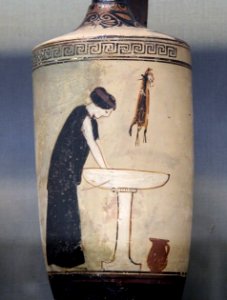 British Museum Room 20a Lekythos Woman at wash-basin 19022019 6582