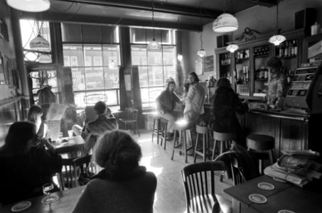 Bruine cafes in Amsterdam cafe t Monumentje Westerstraat, Bestanddeelnr 927-5465