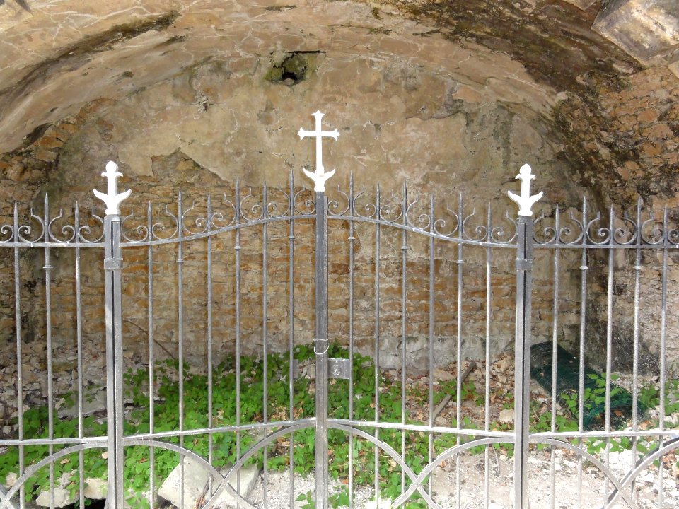 Bruley (Meurthe-et-M.) grotte de Lourdes (ancienne grotte)