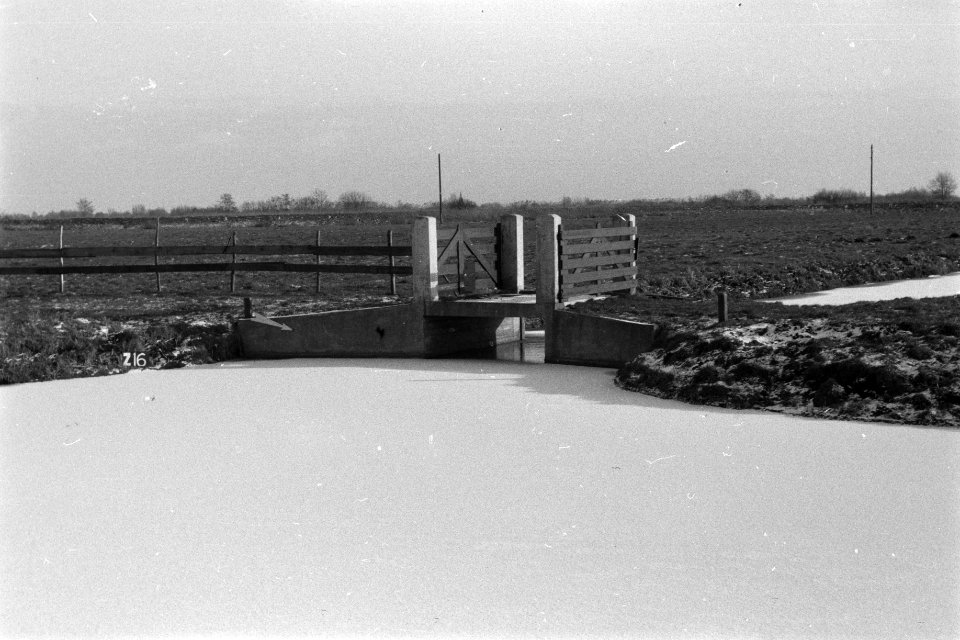 Bruggetje te Zegveld (ruilverkaveling Zegveld), Bestanddeelnr 170-1829