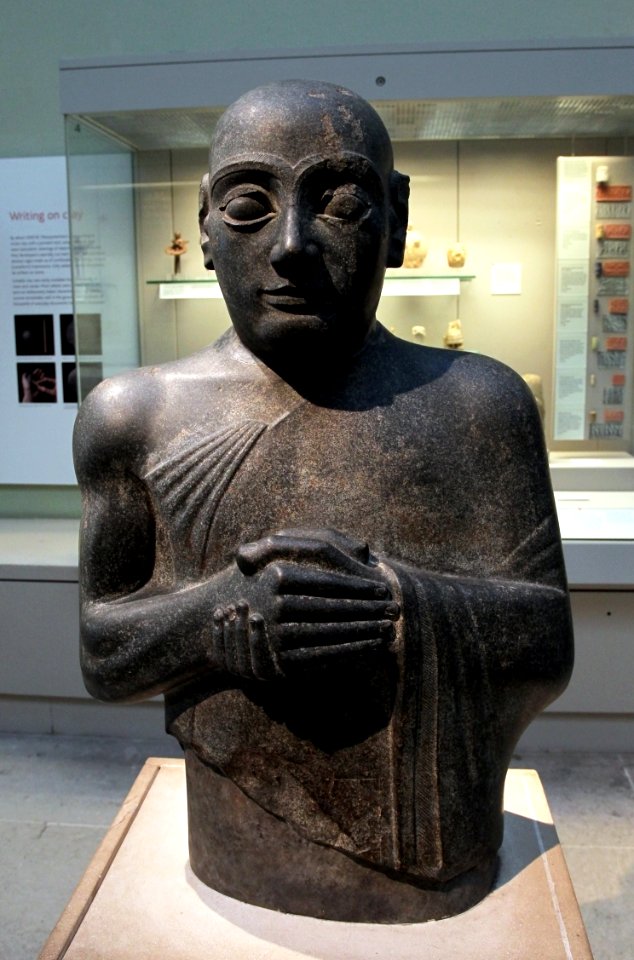 British Museum Middle East 14022019 ME 122910 Statue of Gudea 4 3685