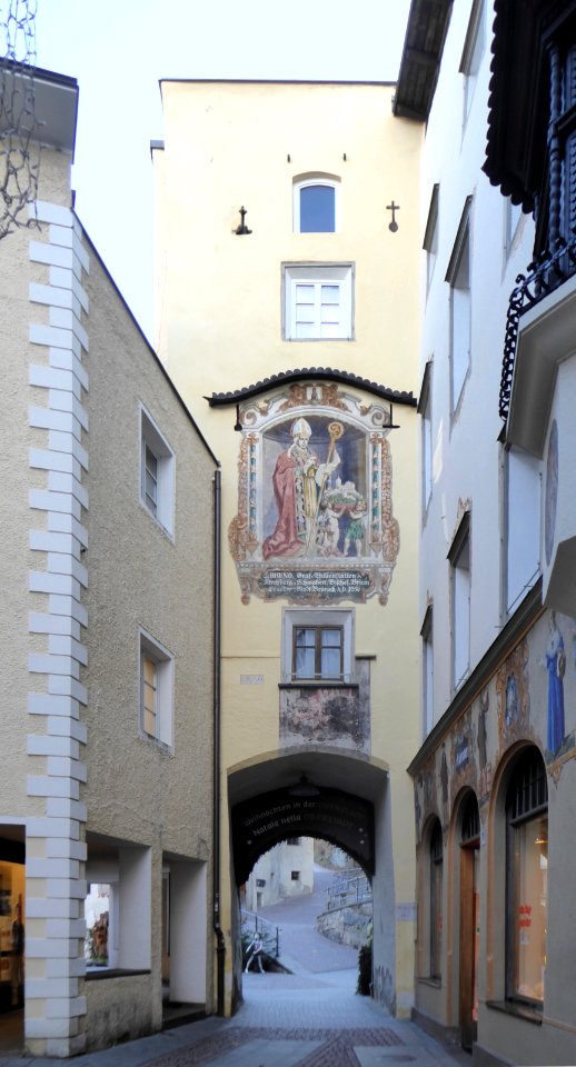 Bruneck, Unterrainertor, 6