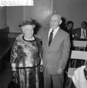Bruidspaar Ruts de Keizer 82 en 84 jaar te Amsterdam getrouwd, Bestanddeelnr 915-3535