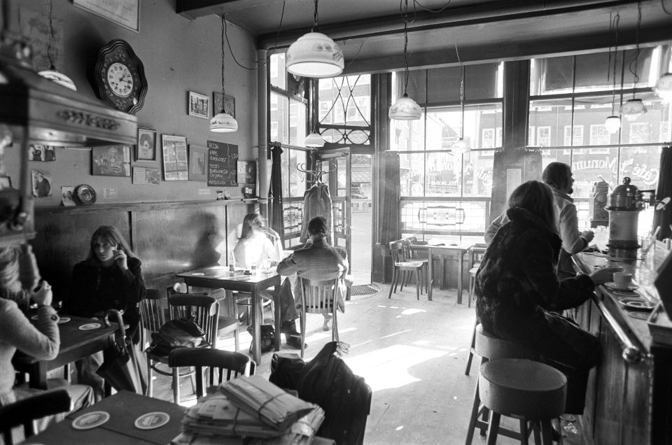 Bruine cafes in Amsterdam cafe t Monumentje Westerstraat, Bestanddeelnr 927-5466