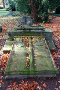 Brunhilde and Eberhard von Strotha - Dom- und Magnifriedhof - Braunschweig, Germany - DSC04253