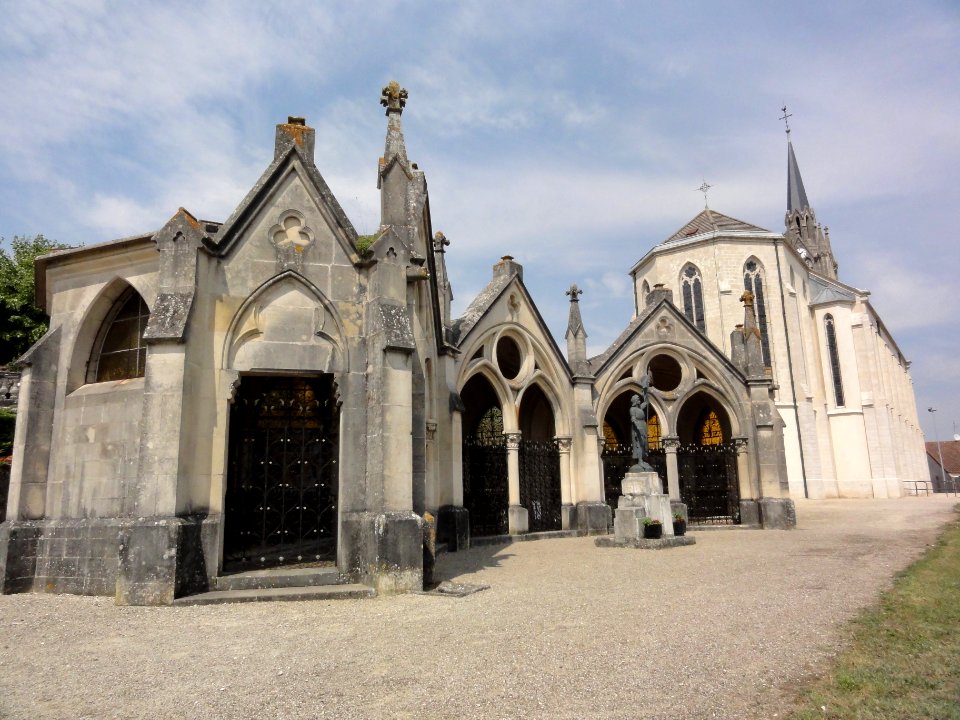 Bruley (Meurthe-et-M.) Église Saint-Martin XIXe et chapelle du Rosaire