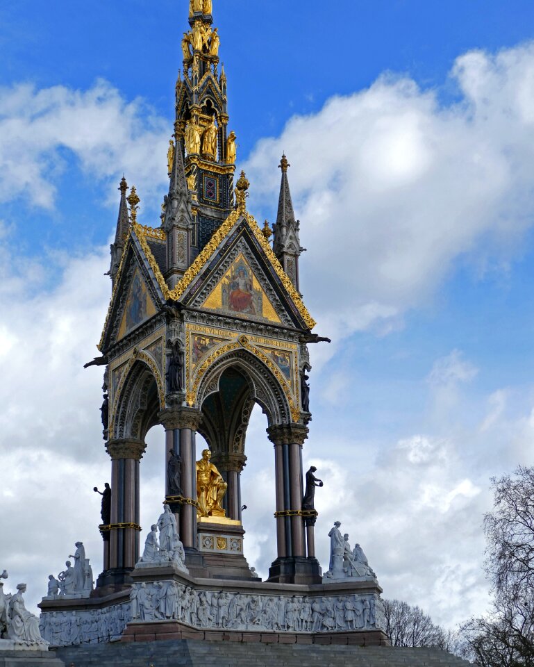 Prince albert memorial hyde park london