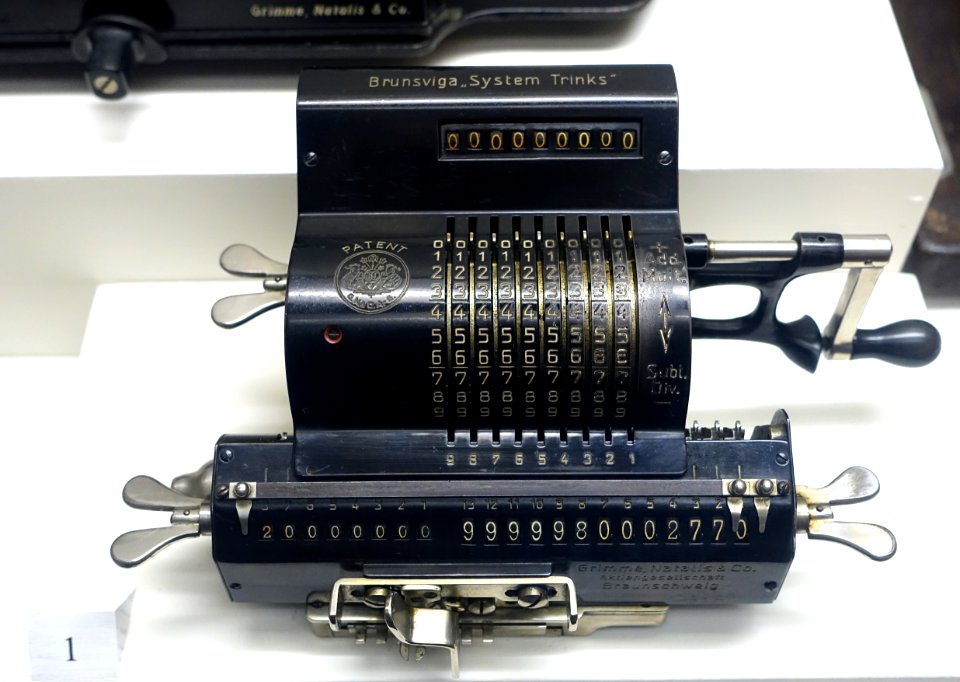 Brunsviga M 24 calculator, Braunschweig, 1924 AD - Braunschweigisches Landesmuseum - DSC04899