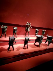 Bronze Jue, Shang dynasty, Hunan Museum (2)