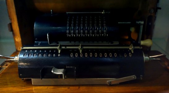 Brunsviga calculator, Grimme, Natalis - Ridai Museum of Modern Science, Tokyo - DSC07600