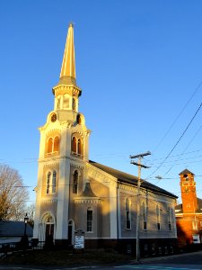 Brookfield Congregational Church - 8 Central Street, Brookfield, MA - DSC04750-001