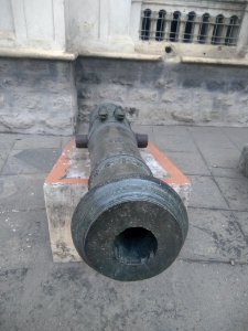 Bronze cannon photo