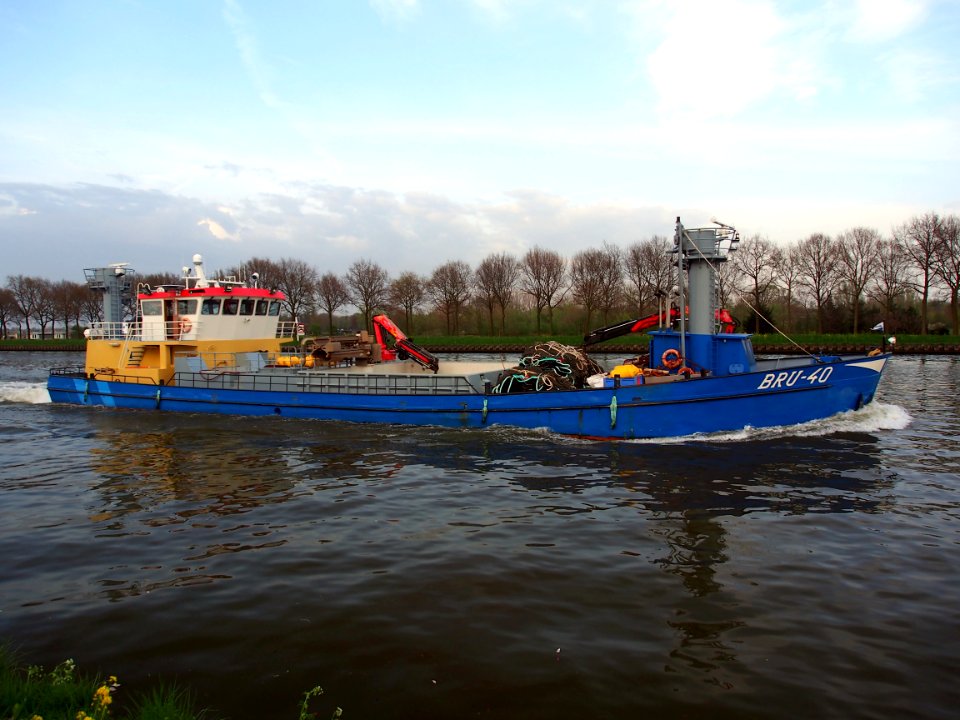 BRU 40 Luctor et Emergo, IMO 7605940. Amsterdam-Rijn kanaal, pic3