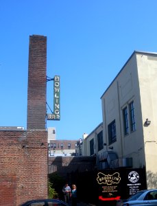 Brooklyn Bowl bar 61 Wythe Av jeh