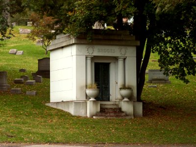 Brooks Mausoleum, Homewood Cemetery, 2015-10-13, 04