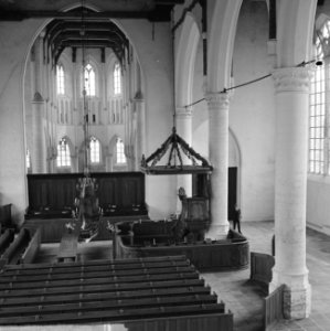 Brouwershaven gebruikt de Grote Kerk weer na 9 jaar restauratie Interieur, Bestanddeelnr 915-4989