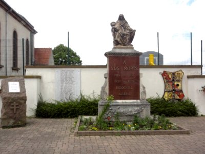 Brouderdorff (Moselle) monument aux morts
