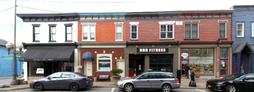 Brown’s Block, Carnegie, 2020-10-04