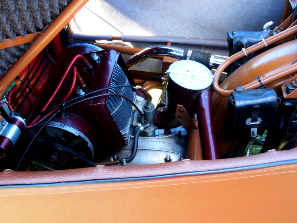 Brown Velorex engine pic1