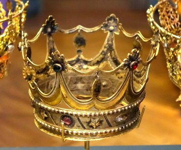 Bridal crown, made by G. Hagstrom, Stockholm, 1797, glass, silver, gilt - Nordiska museet - Stockholm, Sweden - DSC09731 photo