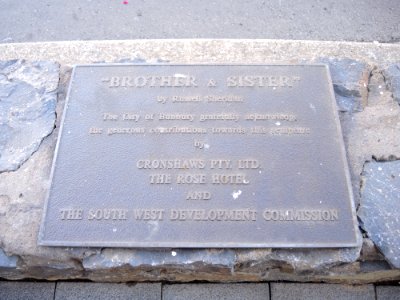 Brother & Sister sculpture plaque, Victoria Street & Wellington Street Bunbury