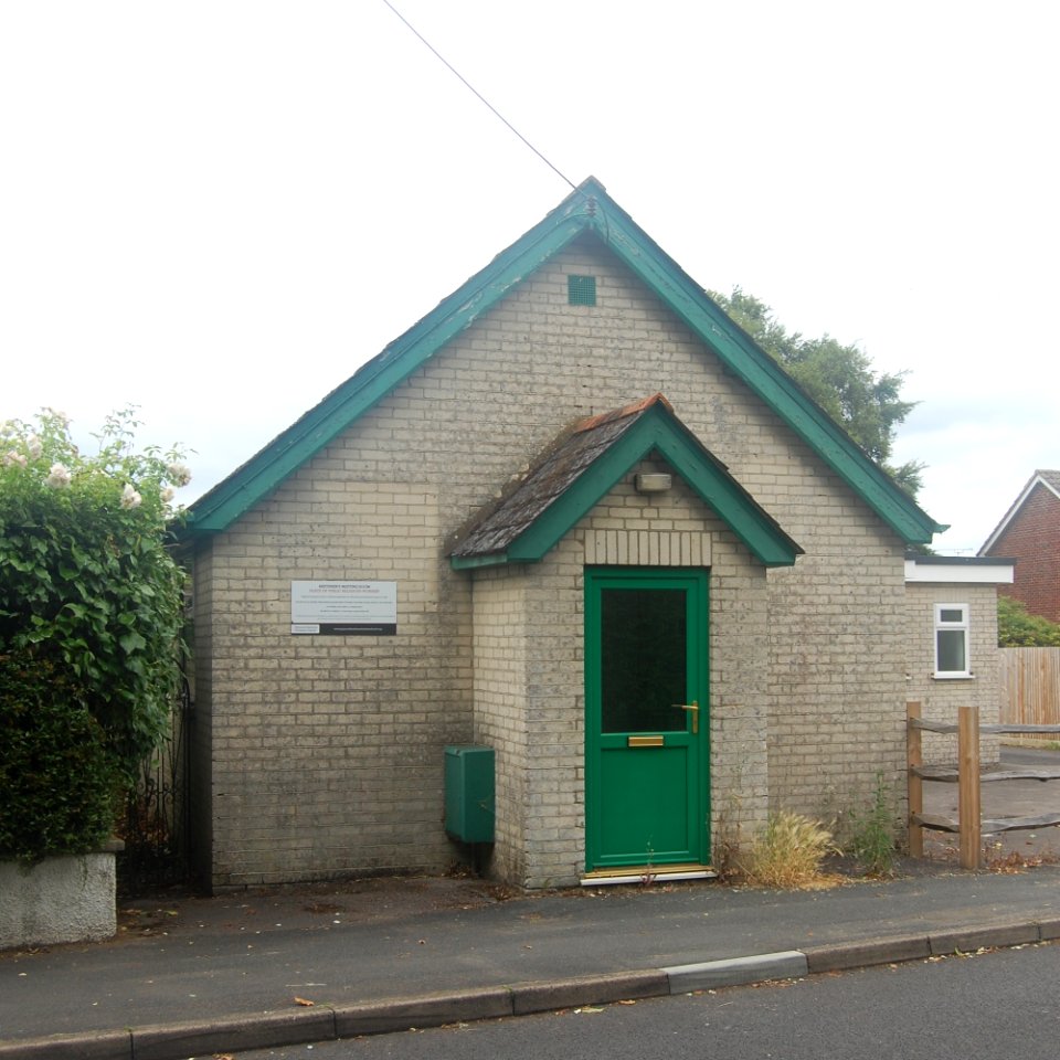 Brethren Meeting Room (formerly Tower Road Gospel Hall), Tower Road, Liphook (July 2019) (2)