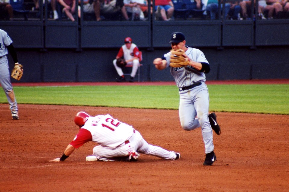 Bret-boone seattle-v-cincinnati 06-19-2002