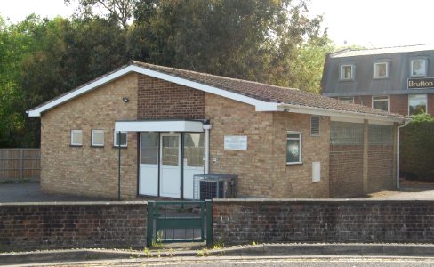 Brethren Meeting Room, 286 West Street, Fareham (May 2019) (4)