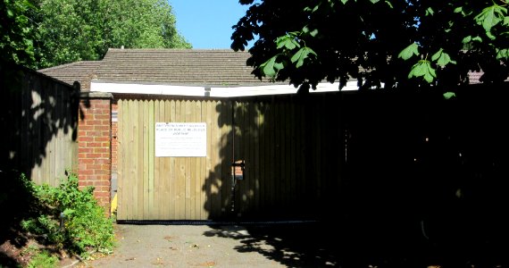 Brethren Meeting Room, Beauharrow Road, Hollington, Hastings (June 2015) (2)