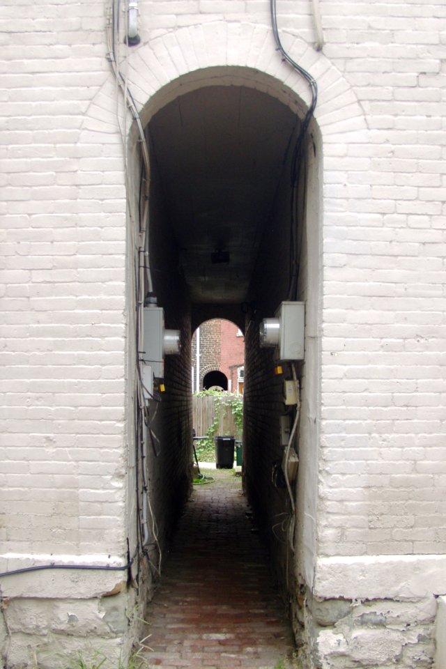 Breezeway, South Side, 2019-10-26, 04
