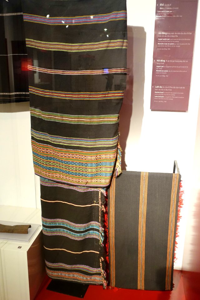 Bride's costume and apron-belt worn by the groom, Lam Dong, cotton - Vietnamese Women's Museum - Hanoi, Vietnam - DSC04423
