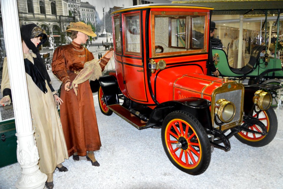 Brasier 1908 town coupe 11 HP. Spielvogel 2013
