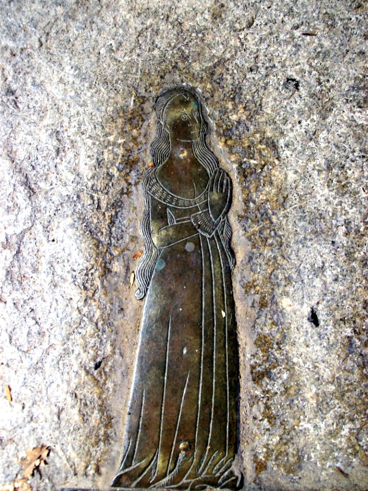 Brass of Elysabeth Etchyngham, Etchingham