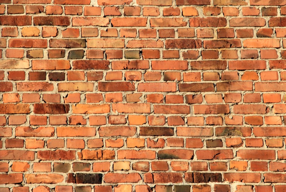 Brick wall Pikisaari Oulu 20150208