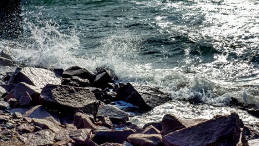 Breaking waves in Brofjorden at Lahälla 3