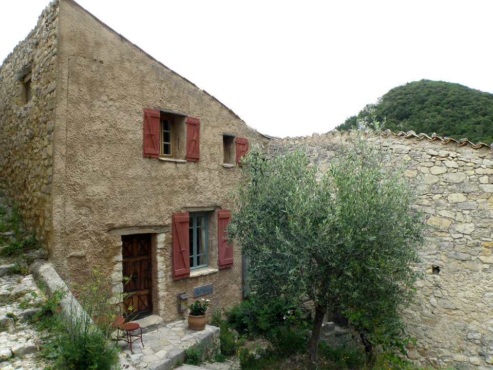 Brantes Vieux bourg 10